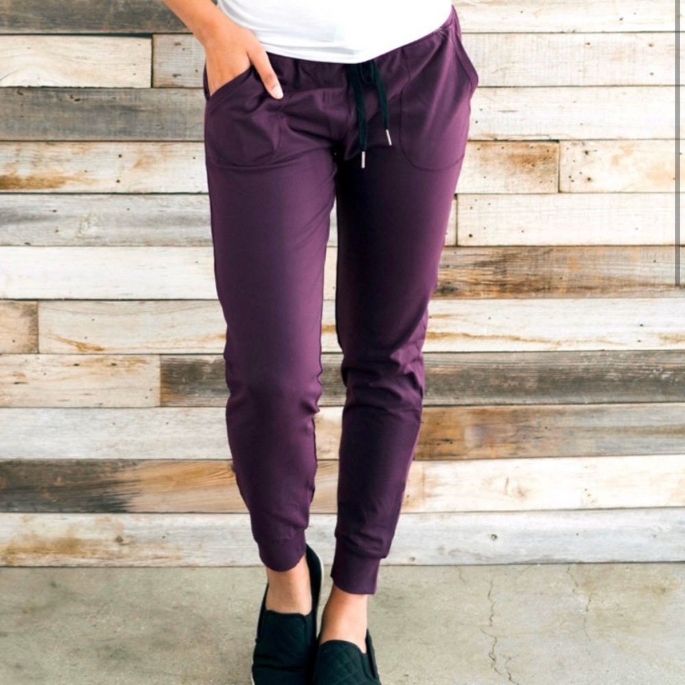 NWT Zyia Unwind Plum Jogger XL